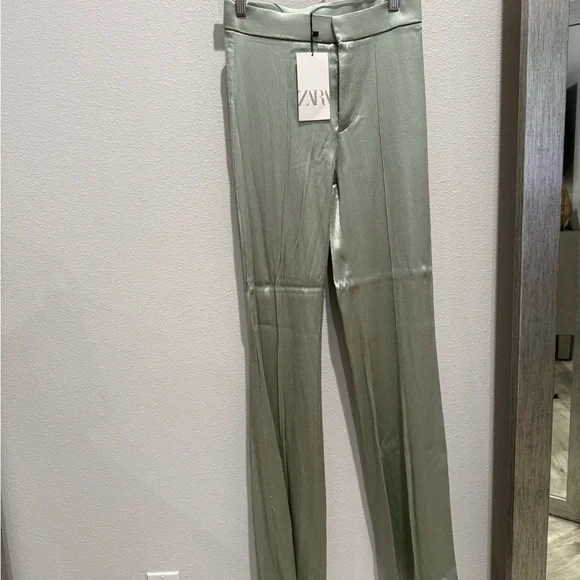 Bundle of Zara women’s Pants - Picture 7 of 12